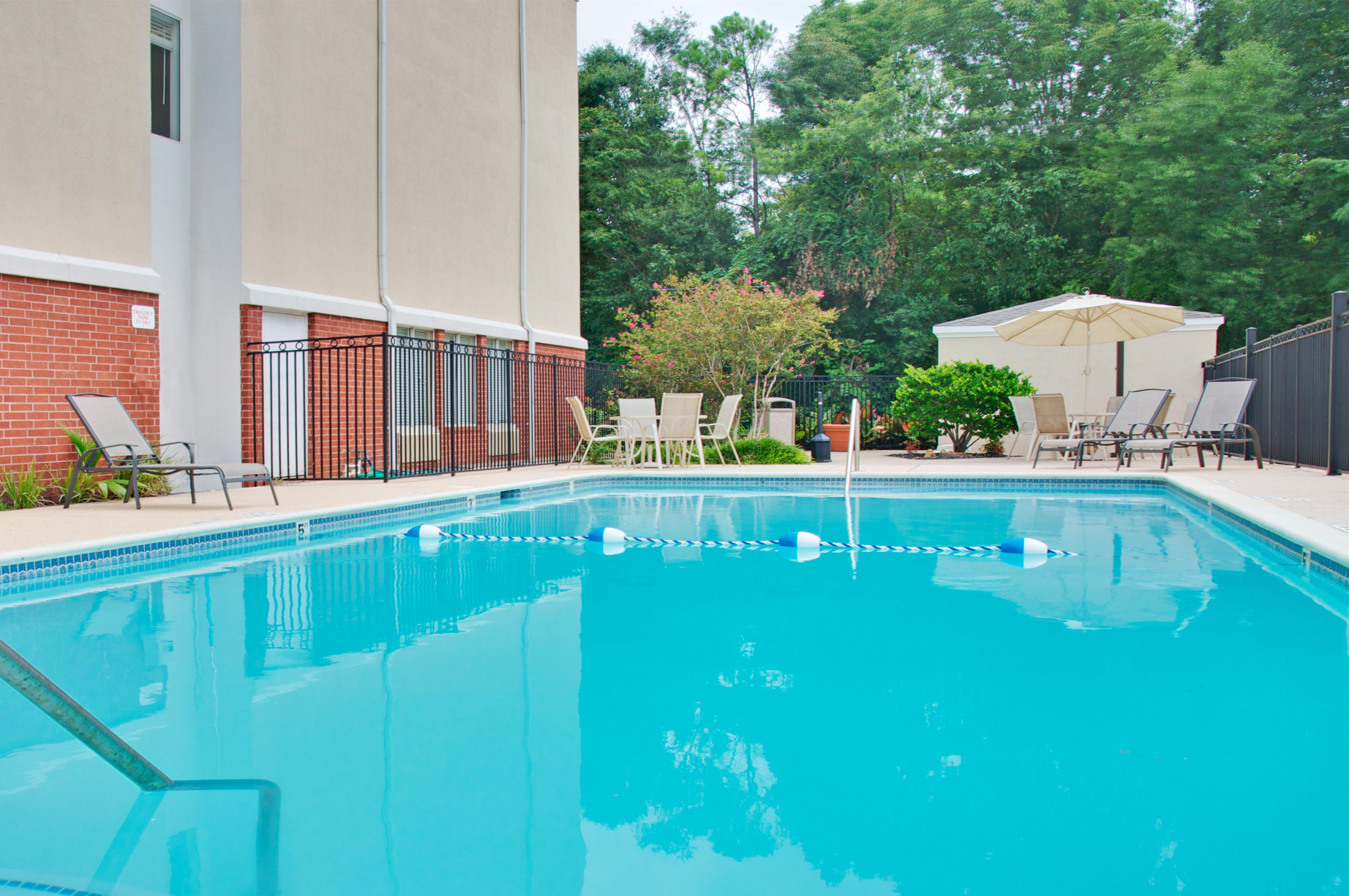 Holiday Inn Express Hotel & Suites Livingston Ngoại thất bức ảnh