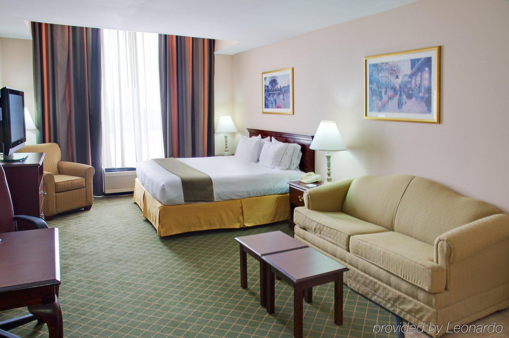 Holiday Inn Express Hotel & Suites Livingston Ngoại thất bức ảnh