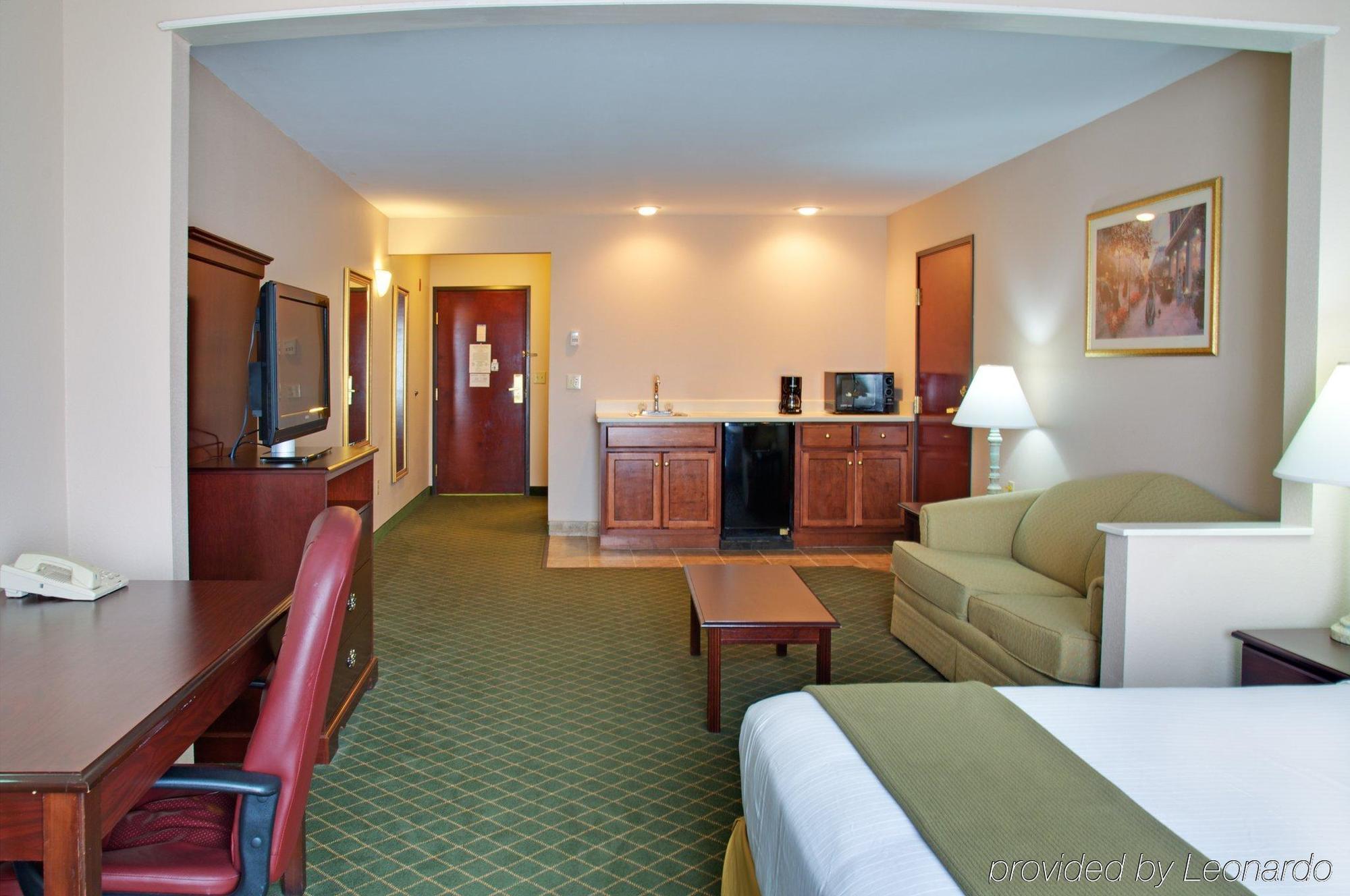 Holiday Inn Express Hotel & Suites Livingston Ngoại thất bức ảnh